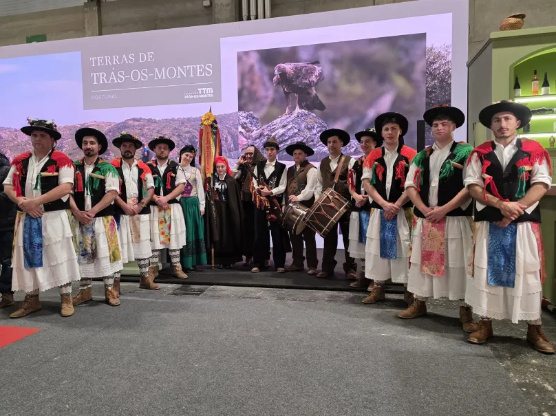 Miranda do Douro Conquista Madrid: Pauliteiros e Gastronomia Brilham na FITUR