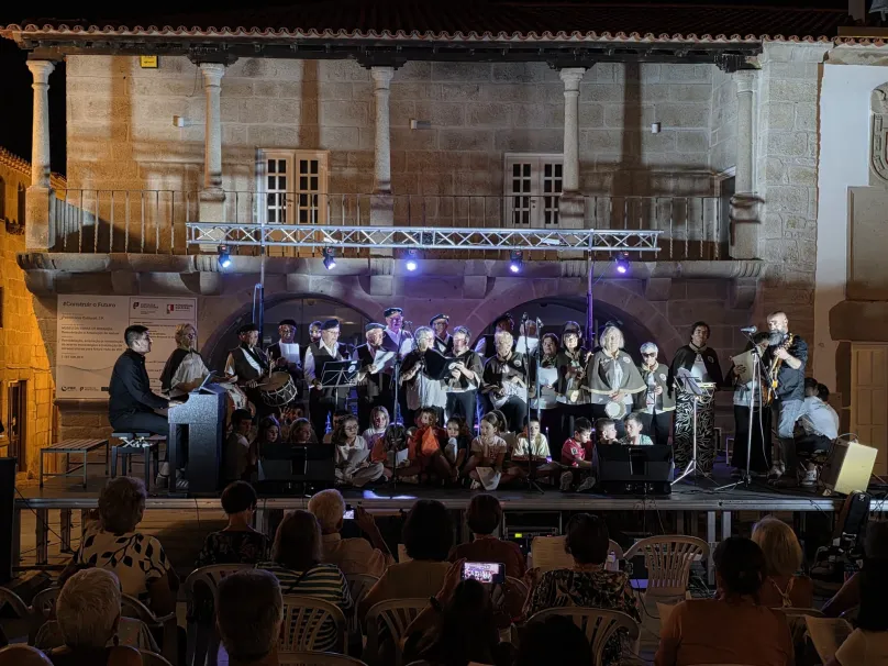 Música e partilha entre gerações marcaram mais uma noite da Semana da Cultura Mirandesa