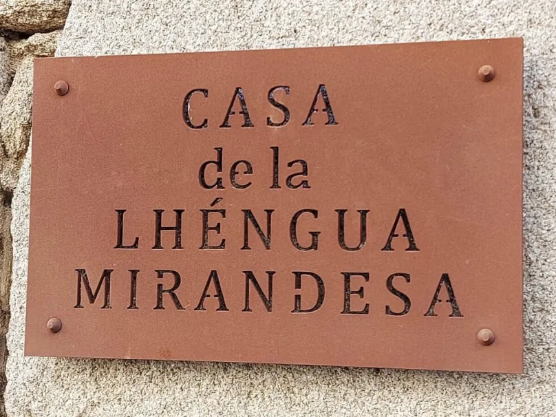 Webinar “Mirandés, nome de lhéngua” leva a língua mirandesa a Espanha e Andorra