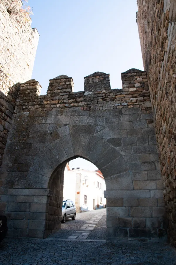 Muralha (Entrada Principal)